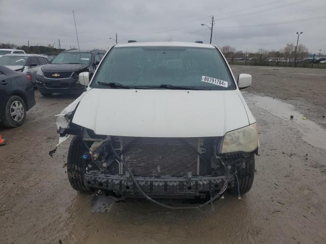 2A4RR8DG6BR659187 - 2011 CHRYSLER TOWN & COU TOURING L WHITE photo 5