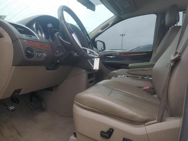 2A4RR8DG6BR659187 - 2011 CHRYSLER TOWN & COU TOURING L WHITE photo 7