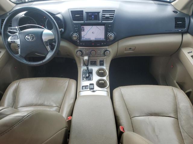 5TDBK3EH3CS112831 - 2012 TOYOTA HIGHLANDER BASE შავი ფოტო 8