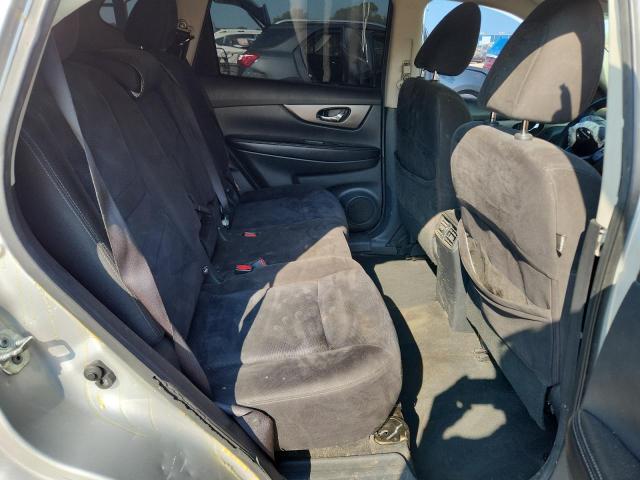 KNMAT2MV7FP561194 - 2015 NISSAN ROGUE S SILVER photo 11