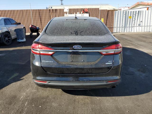 3FA6P0HDXJR148922 - 2018 FORD FUSION SE Negro foto 6