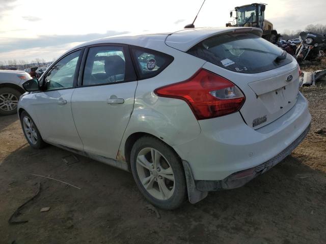 1FADP3K27DL375388 - 2013 FORD FOCUS SE WHITE photo 2