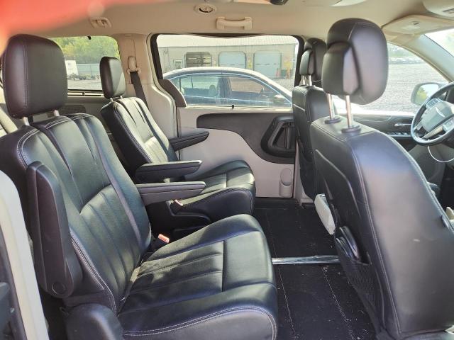 2C4RC1BG3DR777850 - 2013 CHRYSLER TOWN & COU TOURING BLUE photo 11