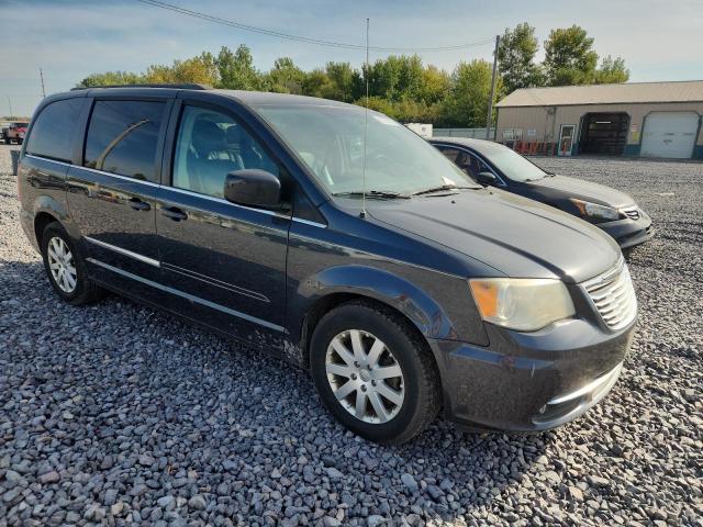 2C4RC1BG3DR777850 - 2013 CHRYSLER TOWN & COU TOURING BLUE photo 4