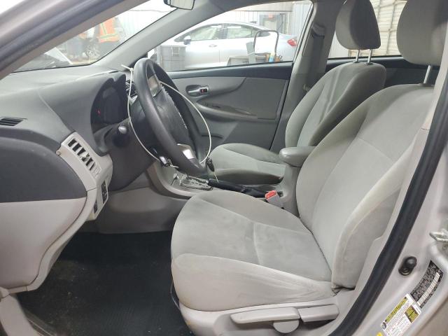 2T1BU4EE9CC902326 - 2012 TOYOTA COROLLA BASE ვერცხლისფერი ფოტო 7