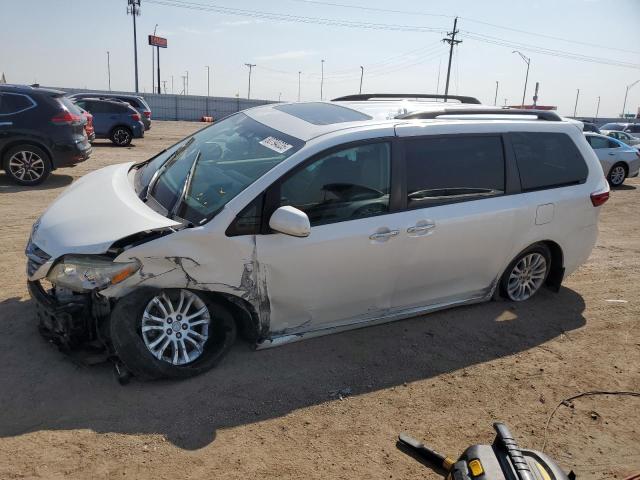 2016 TOYOTA SIENNA XLE, 