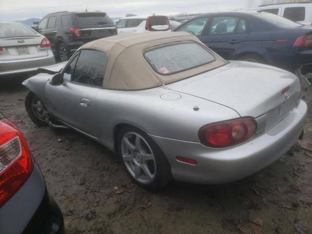 JM1NB353140400059 - 2004 MAZDA MX-5 MIATA BASE SILVER photo 2