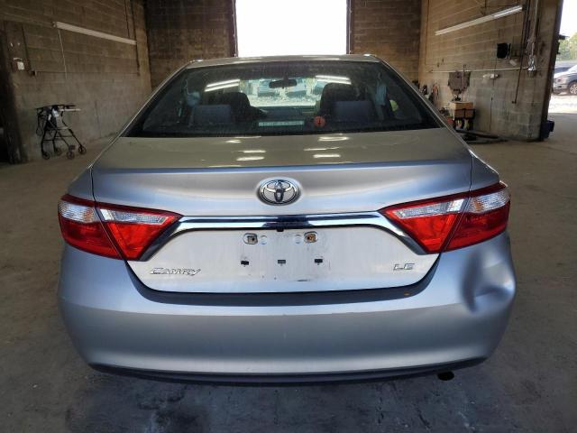 4T1BF1FKXHU307987 - 2017 TOYOTA CAMRY LE SILVER photo 6