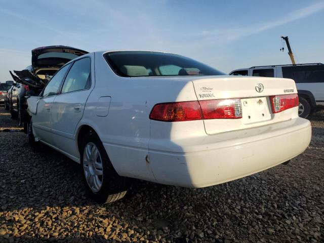 4T1BG22K11U812962 - 2001 TOYOTA CAMRY CE WHITE photo 2