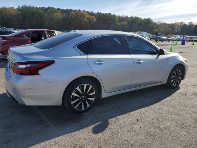 1N4AL3AP3JC225575 - 2018 NISSAN ALTIMA 2.5 SILVER photo 3