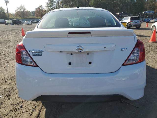 3N1CN7AP7KL852471 - 2019 NISSAN VERSA S WHITE photo 6