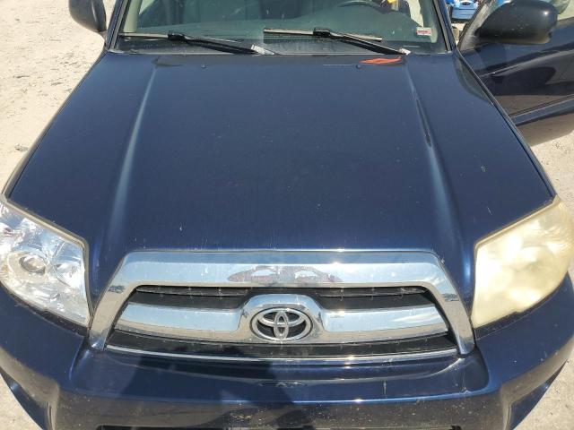 JTEBU14R060102091 - 2006 TOYOTA 4RUNNER SR5 BLUE photo 11