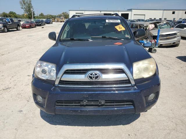JTEBU14R060102091 - 2006 TOYOTA 4RUNNER SR5 BLUE photo 5