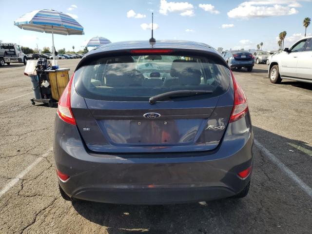 3FADP4EJ4DM185961 - 2013 FORD FIESTA SE GRAY photo 6