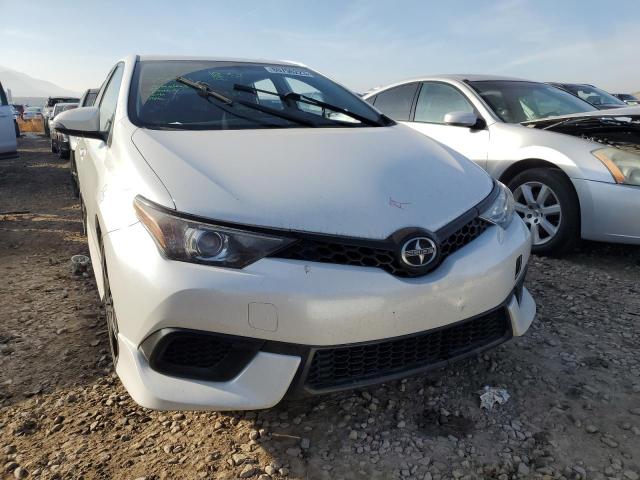 JTNKARJE2GJ501394 - 2016 TOYOTA SCION IM WHITE photo 5