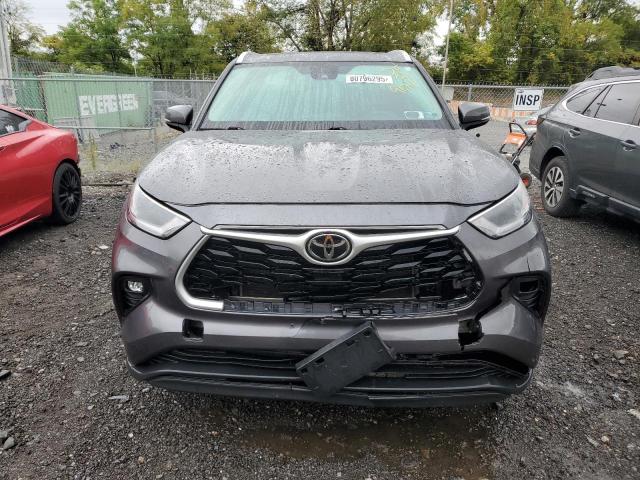 5TDGZRBH6MS558465 - 2021 TOYOTA HIGHLANDER XLE Gris foto 5