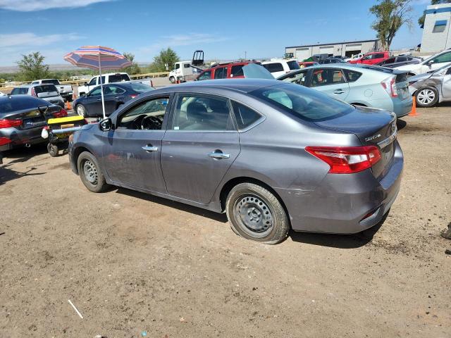3N1AB7AP6JY277474 - 2018 NISSAN SENTRA S 灰色 照片 2
