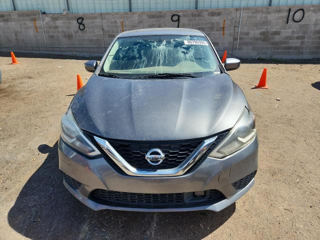 3N1AB7AP6JY277474 - 2018 NISSAN SENTRA S 灰色 照片 5