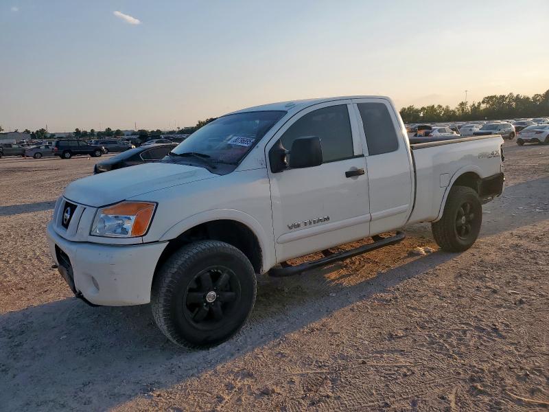 2010 NISSAN TITAN XE, 
