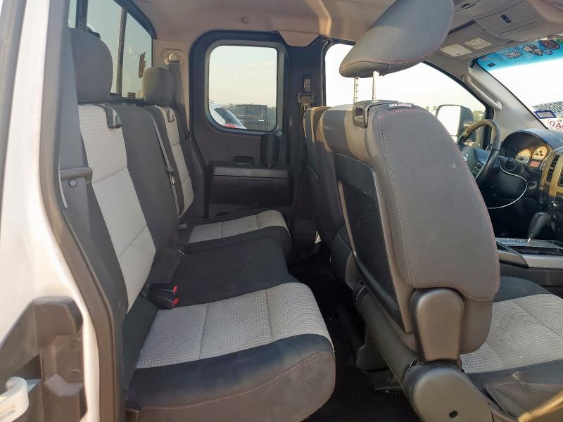 1N6BA0CC5AN300341 - 2010 NISSAN TITAN XE WHITE photo 10