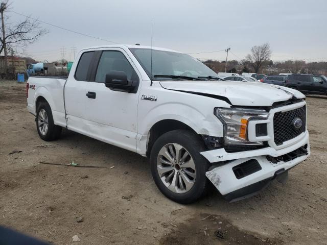 1FTEX1CP3JKG00064 - 2018 FORD F150 SUPER CAB WHITE photo 4