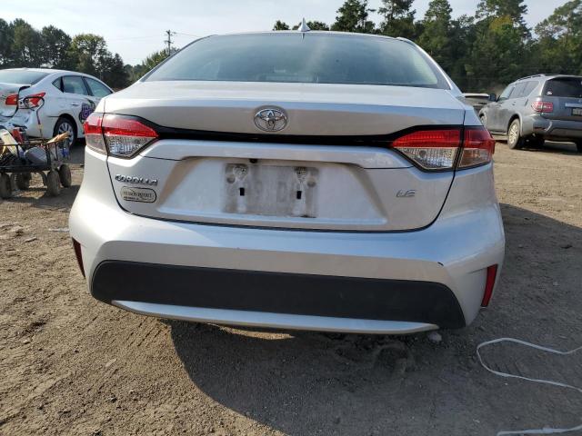 5YFEPRAE2LP122627 - 2020 TOYOTA COROLLA LE SILVER photo 6