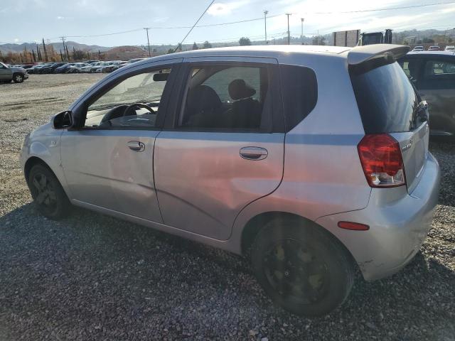 KL1TD66617B754482 - 2007 CHEVROLET AVEO BASE SILVER photo 2