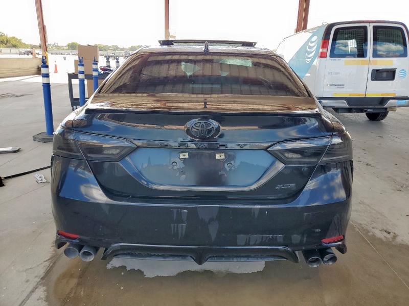 4T1K61AK7NU026166 - 2022 TOYOTA CAMRY XSE BLACK photo 6
