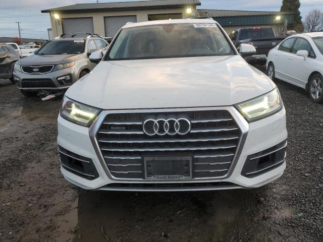 WA1LAAF75JD048943 - 2018 AUDI Q7 PREMIUM PLUS WHITE photo 5