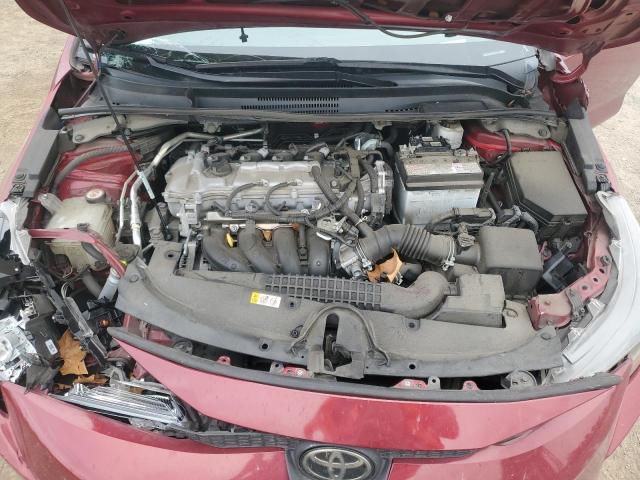 5YFEPMAE0NP272290 - 2022 TOYOTA COROLLA LE RED photo 11
