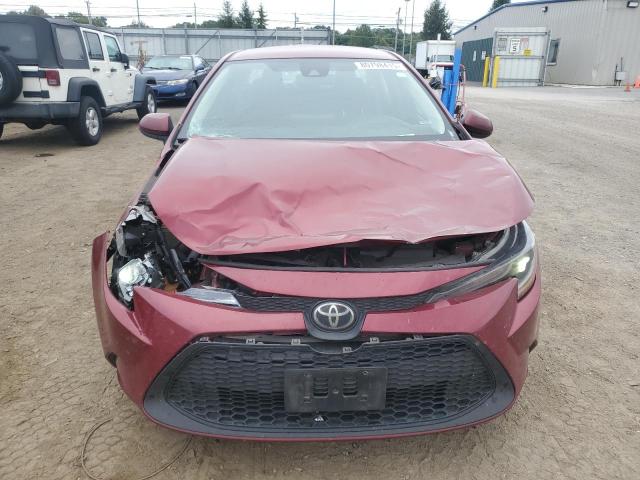5YFEPMAE0NP272290 - 2022 TOYOTA COROLLA LE RED photo 5