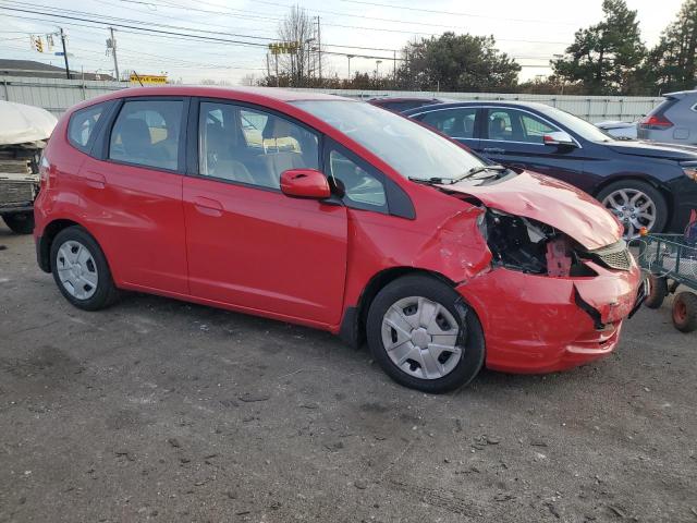 JHMGE8H31DC075502 - 2013 HONDA FIT RED photo 4