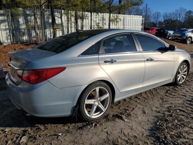 5NPEC4AB4DH565168 - 2013 HYUNDAI SONATA SE BLUE photo 3