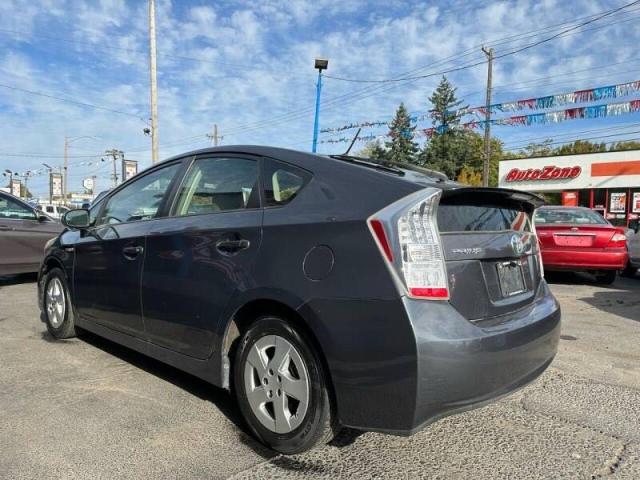 JTDKN3DU4B1436484 - 2011 TOYOTA PRIUS GRAY photo 3