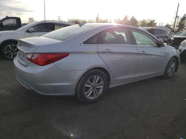 5NPEB4AC9BH009527 - 2011 HYUNDAI SONATA GLS SILVER photo 3