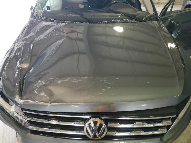 3VV2B7AX2KM137014 - 2019 VOLKSWAGEN TIGUAN SE Grau Foto 12