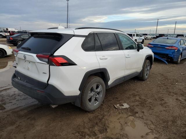 2T3P1RFV2NC263257 - 2022 TOYOTA RAV4 XLE WHITE photo 3