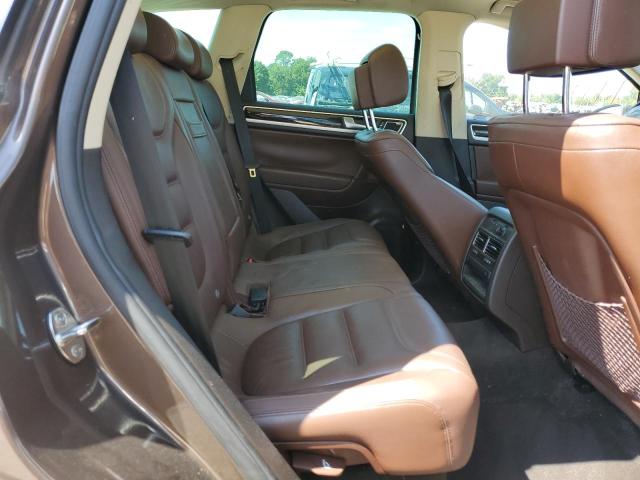 WVGEF9BPXDD000858 - 2013 VOLKSWAGEN TOUAREG V6 棕色 照片 11