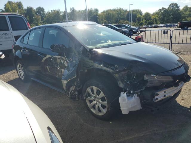 5YFEPMAE2MP240083 - 2021 TOYOTA COROLLA LE BLACK photo 4