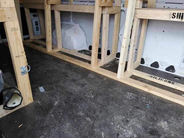 3C6URVJG9JE149233 - 2018 RAM RAM S 3500 HIGH WHITE photo 11