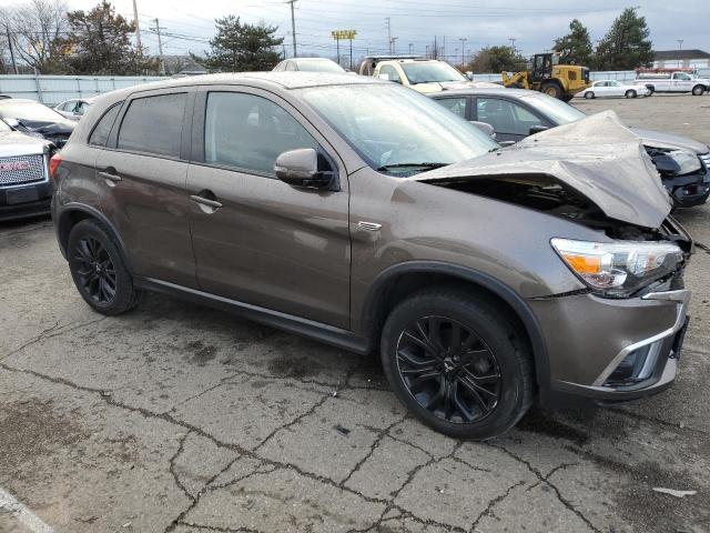 JA4AR3AU8JZ024938 - 2018 MITSUBISHI OUTLANDER ES GRAY photo 4