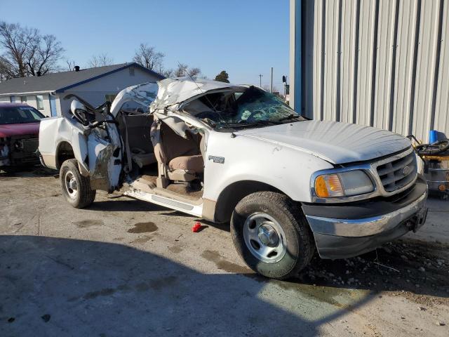 2FTZX1726YCB17022 - 2000 FORD F150 WHITE photo 4