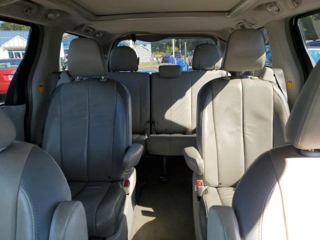 5TDDK3DC6DS068372 - 2013 TOYOTA SIENNA XLE GRAY photo 10