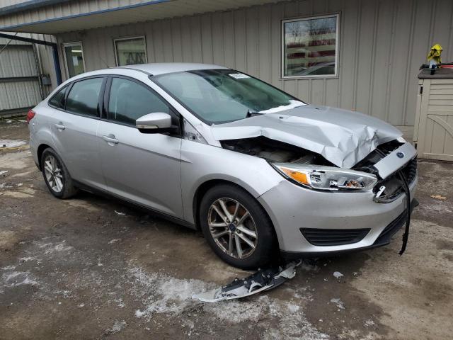 1FADP3F22GL264827 - 2016 FORD FOCUS SE SILVER photo 4