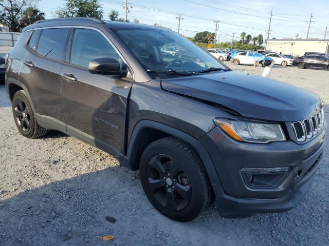 3C4NJCBB1HT694134 - 2017 JEEP COMPASS LATITUDE CHARCOAL photo 4