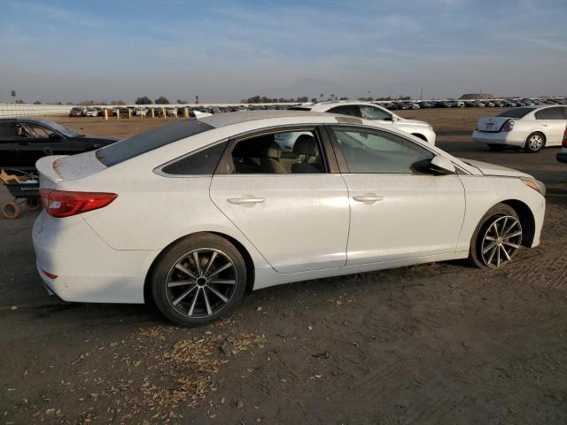 5NPE24AF8FH122076 - 2015 HYUNDAI SONATA SE WHITE photo 3