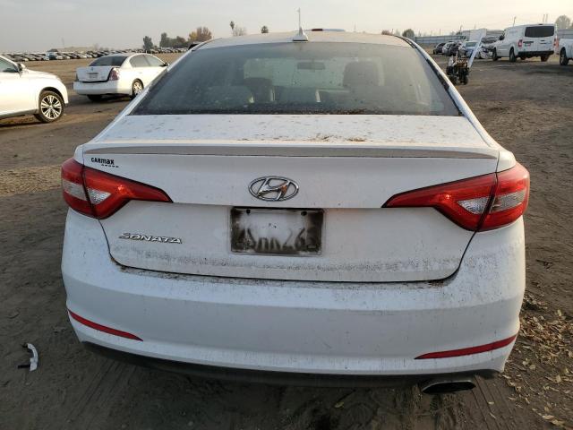 5NPE24AF8FH122076 - 2015 HYUNDAI SONATA SE WHITE photo 6