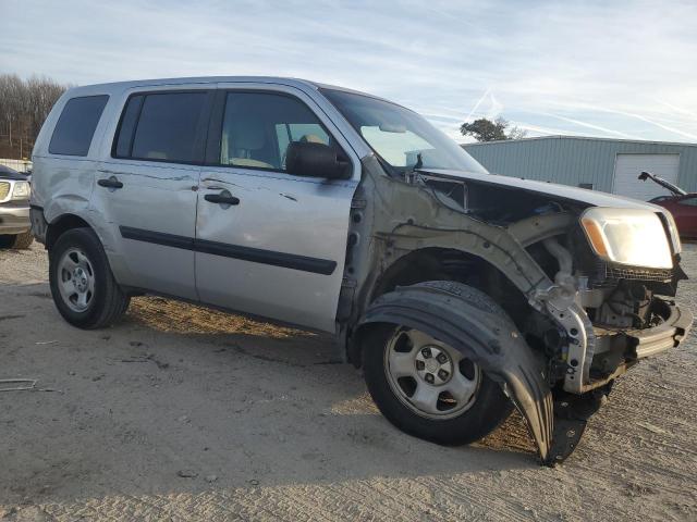 5FNYF3H25CB002504 - 2012 HONDA PILOT LX SILVER photo 4