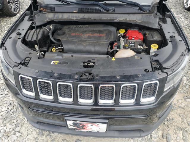 3C4NJDBB7KT703495 - 2019 JEEP COMPASS LATITUDE Черный фото 12