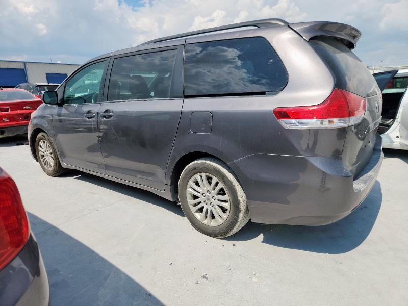5TDYK3DC9CS236103 - 2012 TOYOTA SIENNA XLE GRAY photo 2
